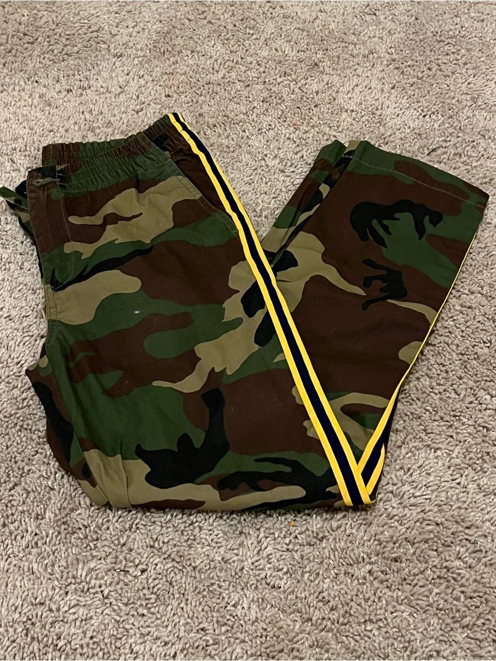 Ralph Lauren  camouflage kids jogger pants with yellow stripe